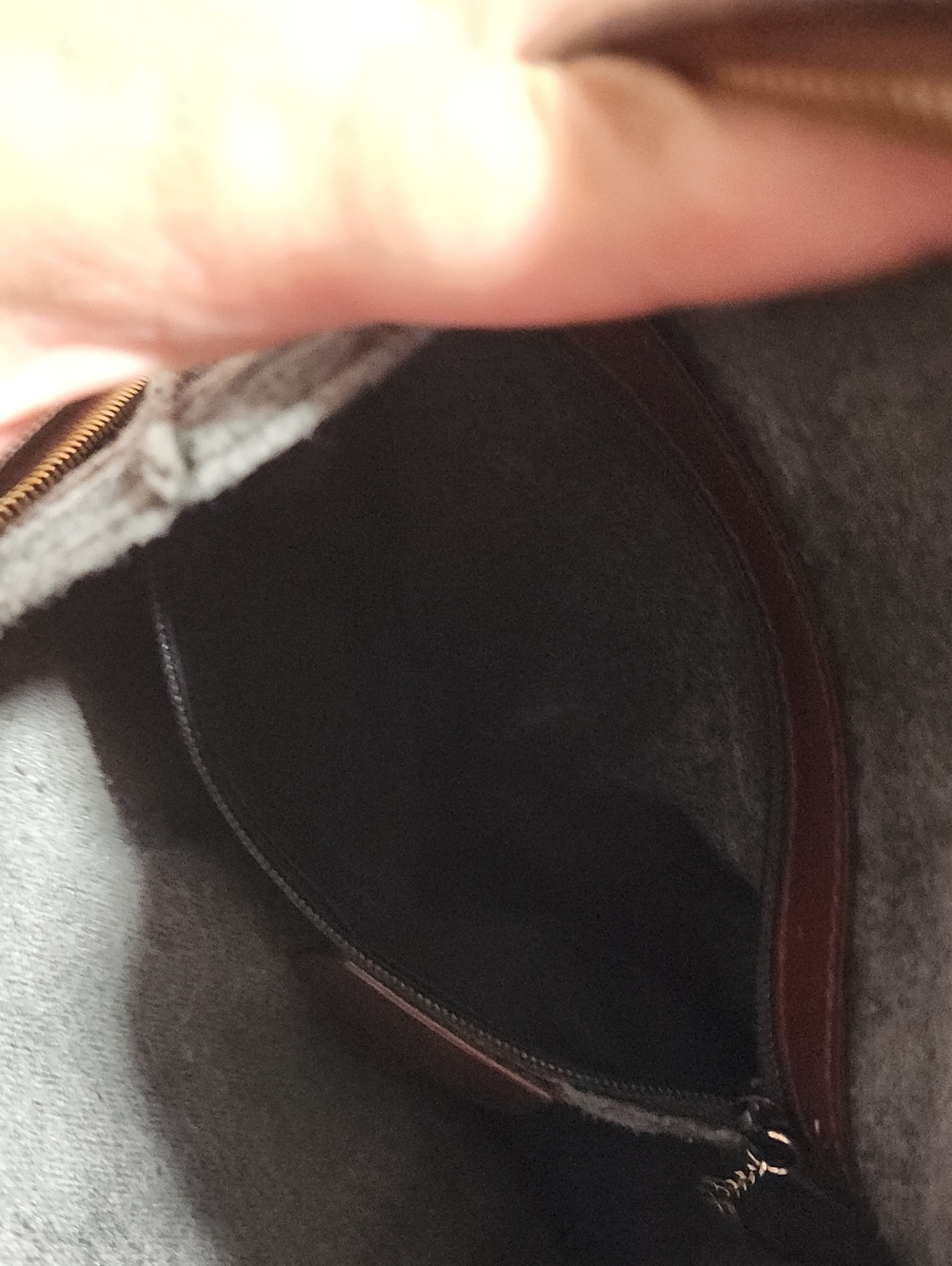 GUCCI Brown Leather Backpack with Gold Hardware - Picture 8 of 12